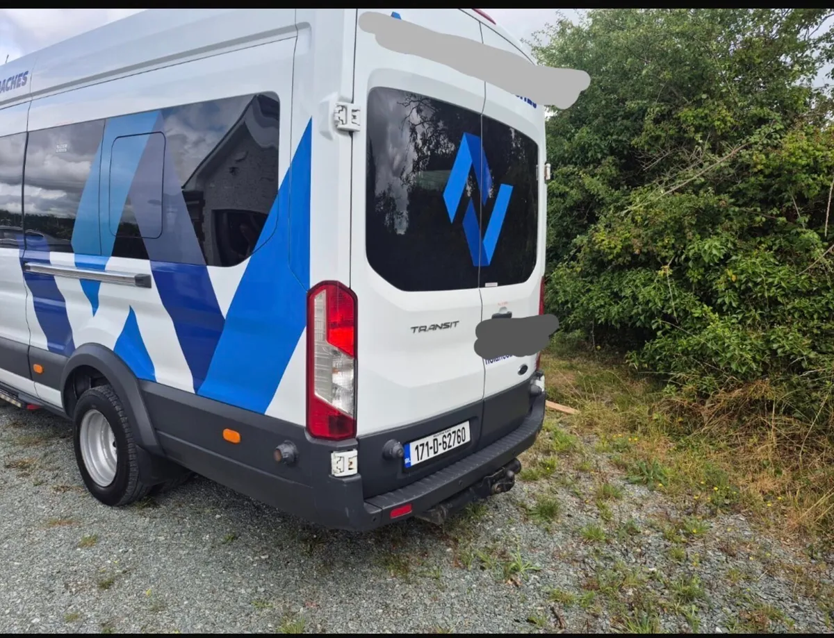 Ford Transit minibus 17 seater 2017 - Image 3
