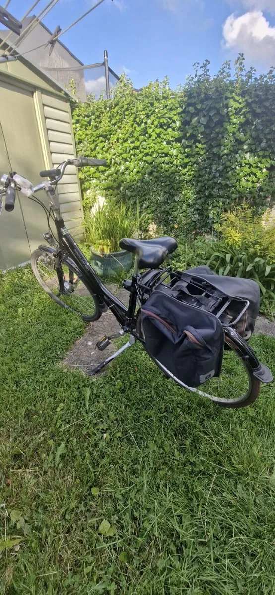 2 Electric bikes (1 fiido) and 1 motocross helmet - Image 4