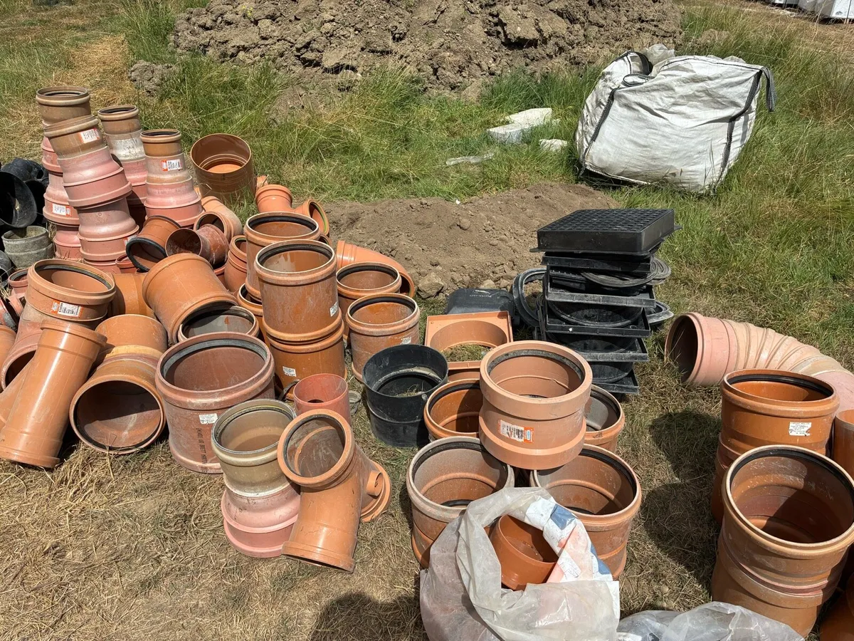 Wavin 9” sewer fittings - Image 2