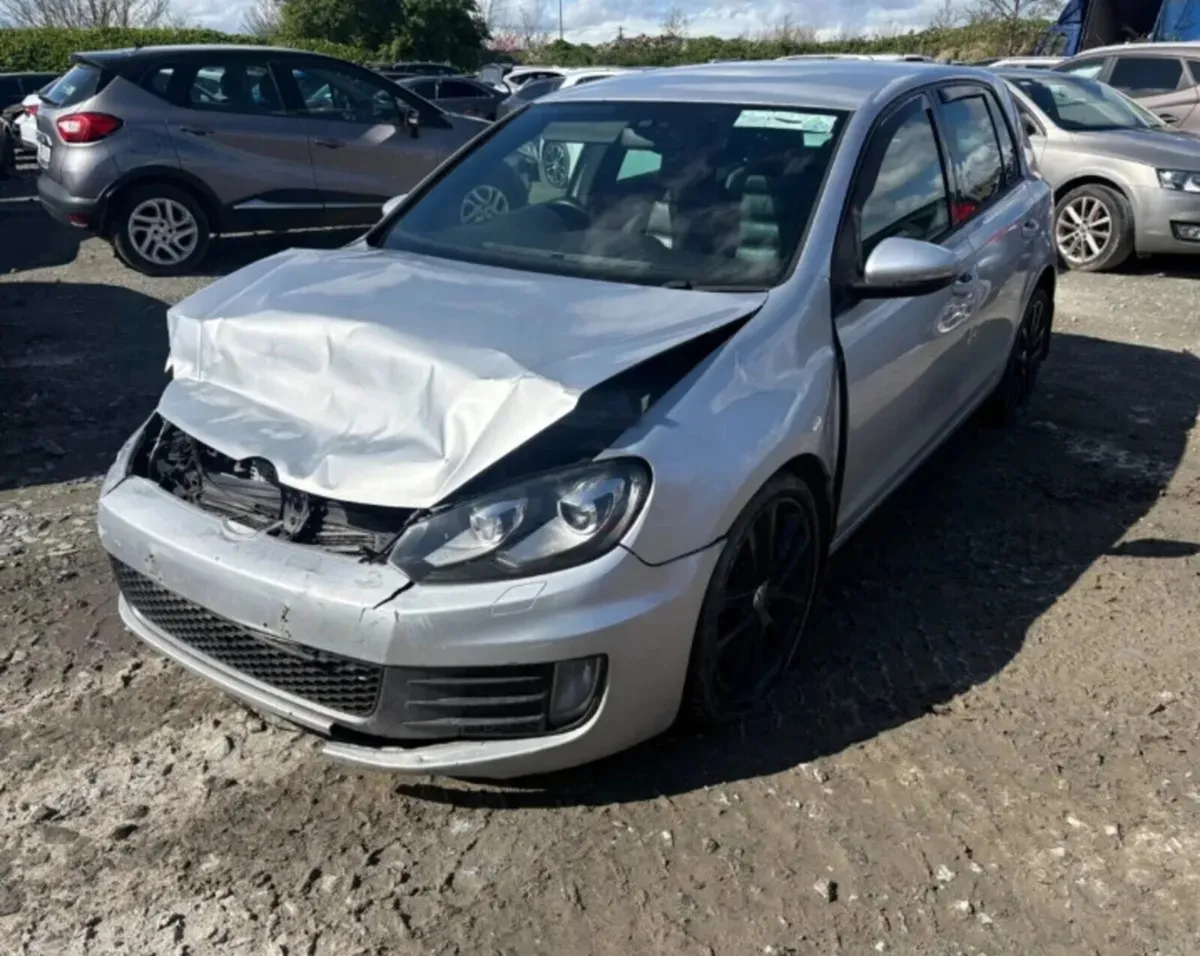 2010 Vw Golf Gtd 2.0 Diesel Automatic - Image 3