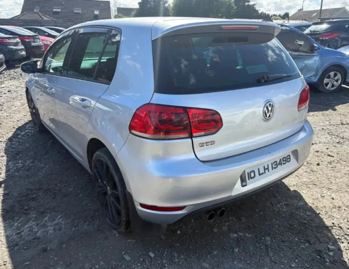 2010 Vw Golf Gtd 2.0 Diesel Automatic - Image 4
