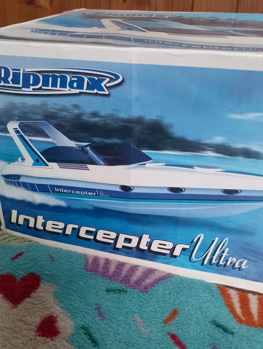 Ripmax interceptor ultra Remote control boat - Image 4
