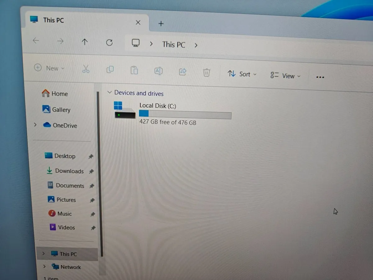 Dell Precision 5550 Laptop | Intel i7 vPro | 16GB - Image 4