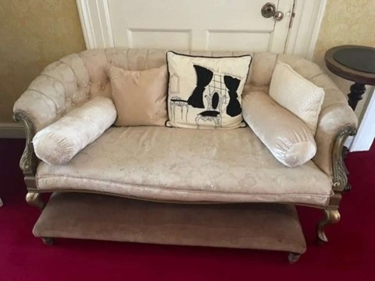 antique couch - Image 4