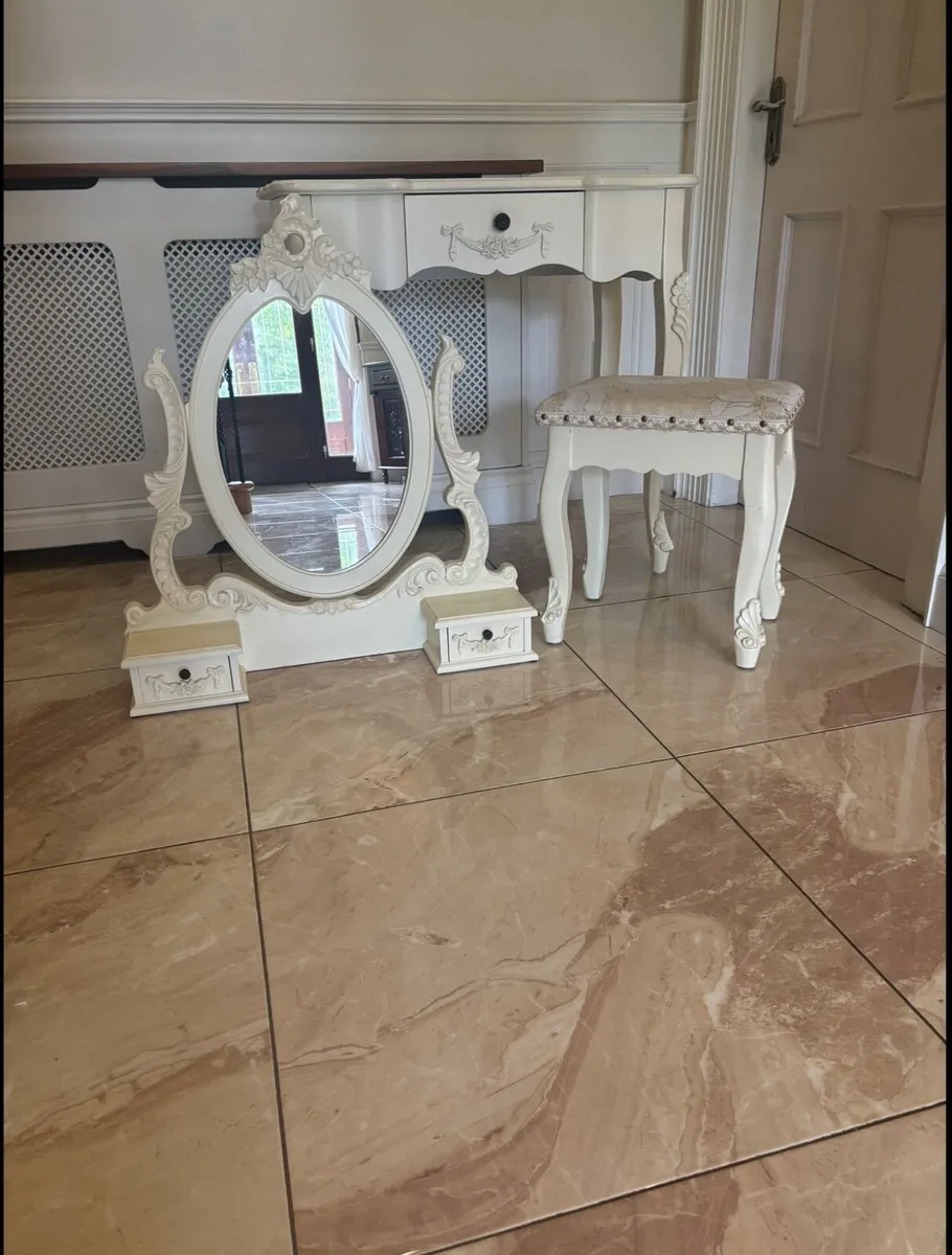 Dressing table - Image 3
