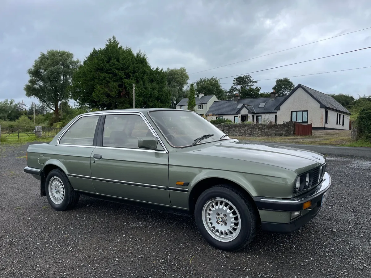 BMW  e30 2.0i  1987 2 door - Image 4