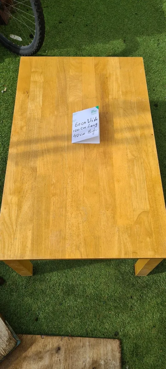 Pine coffee table 50cm x 100cm x 40cm - Image 1