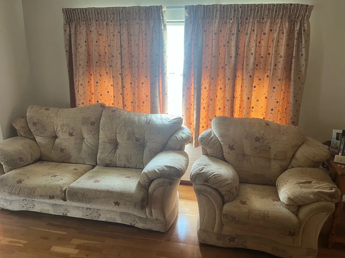 Couch & 2 armchairs - Image 4