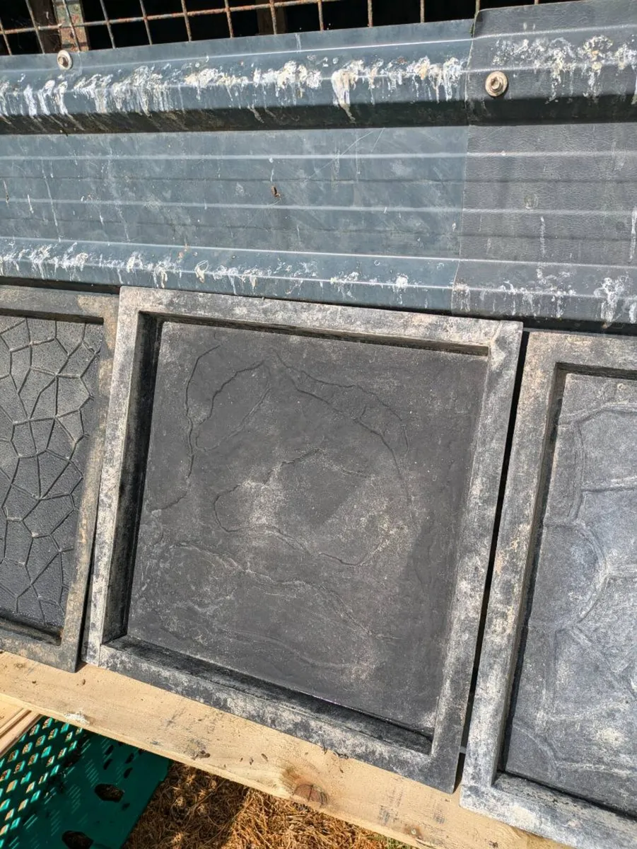 Paving Slab Moulds - Image 4