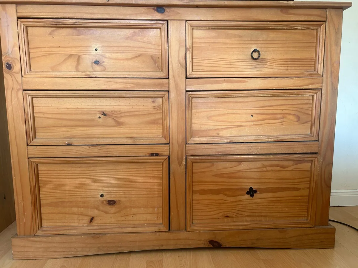 Pine bedroom set - Image 2