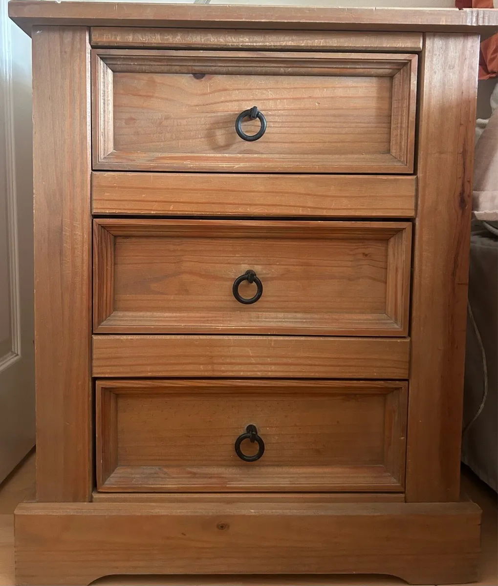 Pine bedroom set - Image 4
