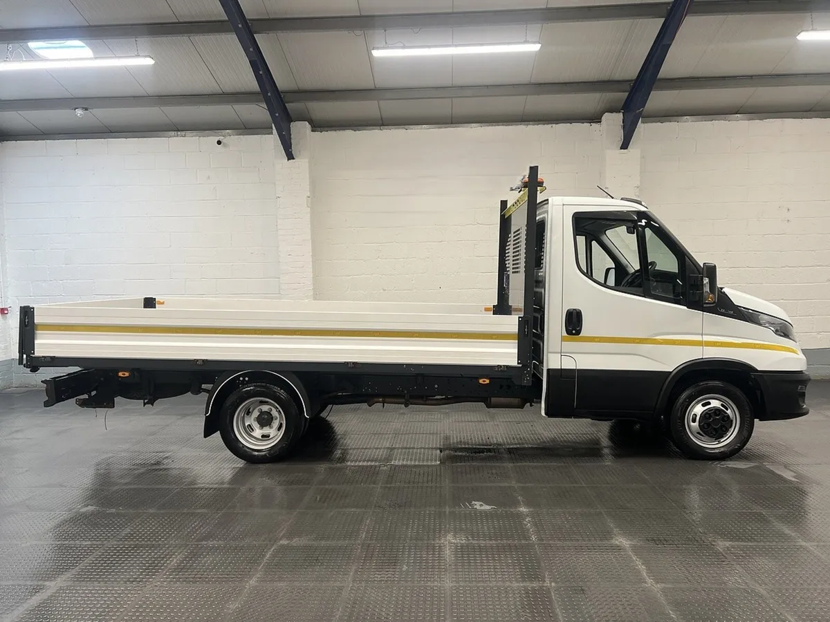 2023 Iveco Daily Dropside Van - Image 1