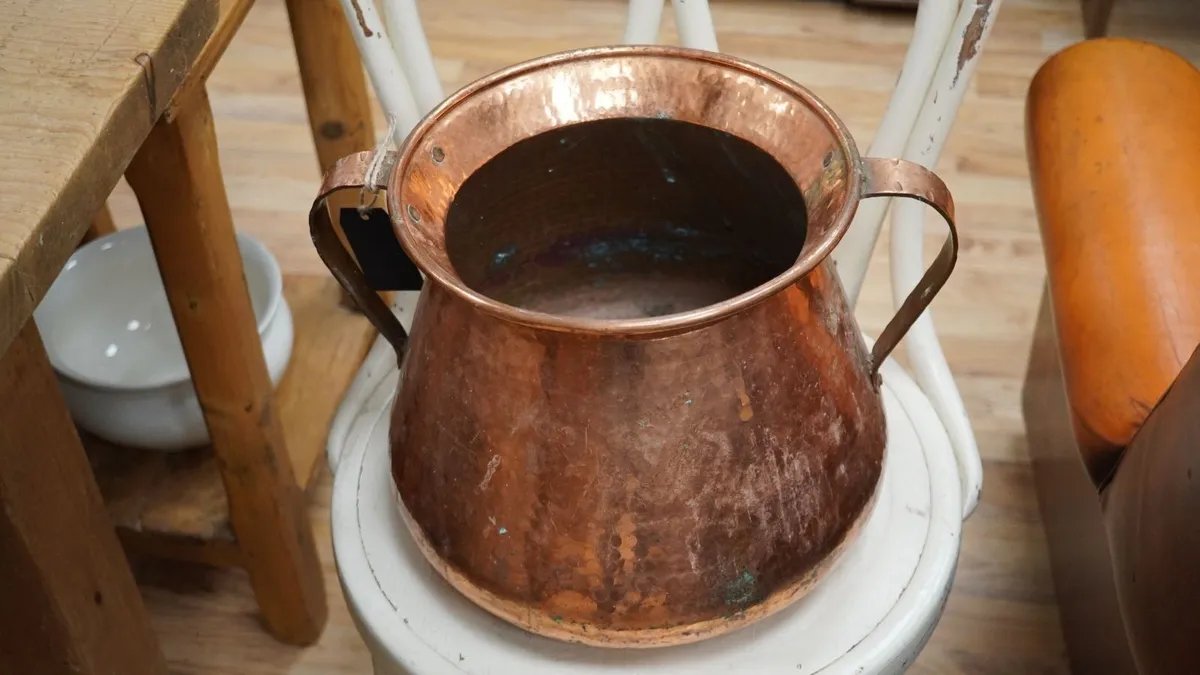 Vintage Hammered Copper Planter / Jardiniere - Image 2
