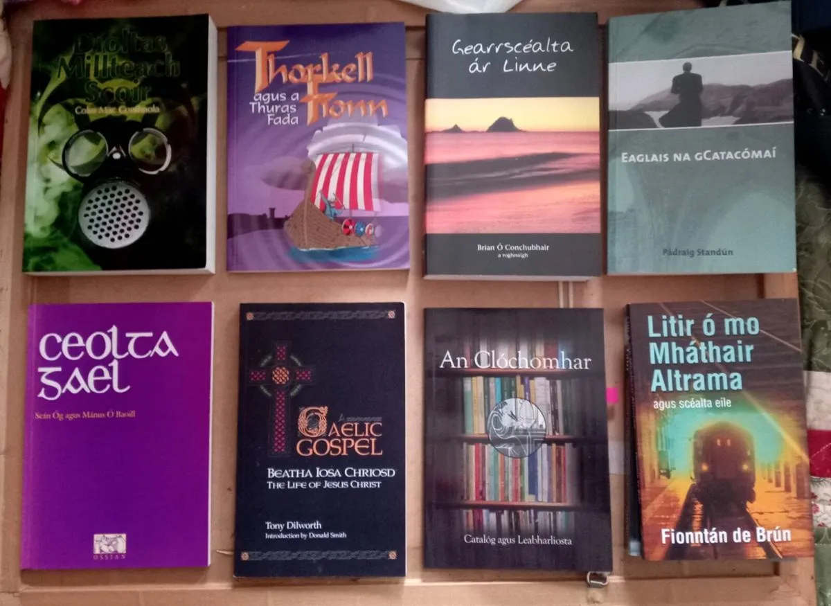 Irish Books Four for €20 (9 photos) - Image 1