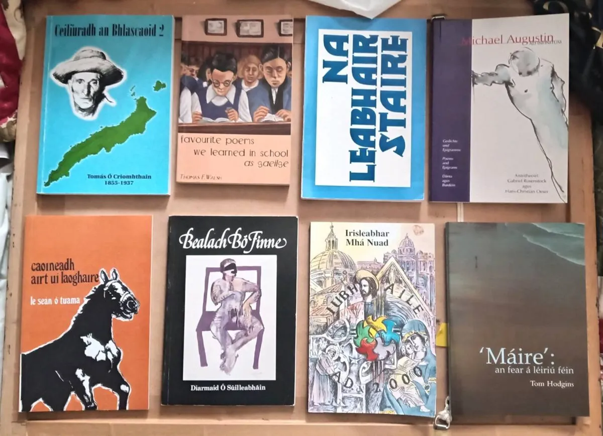 Irish Books Four for €20 (9 photos) - Image 3