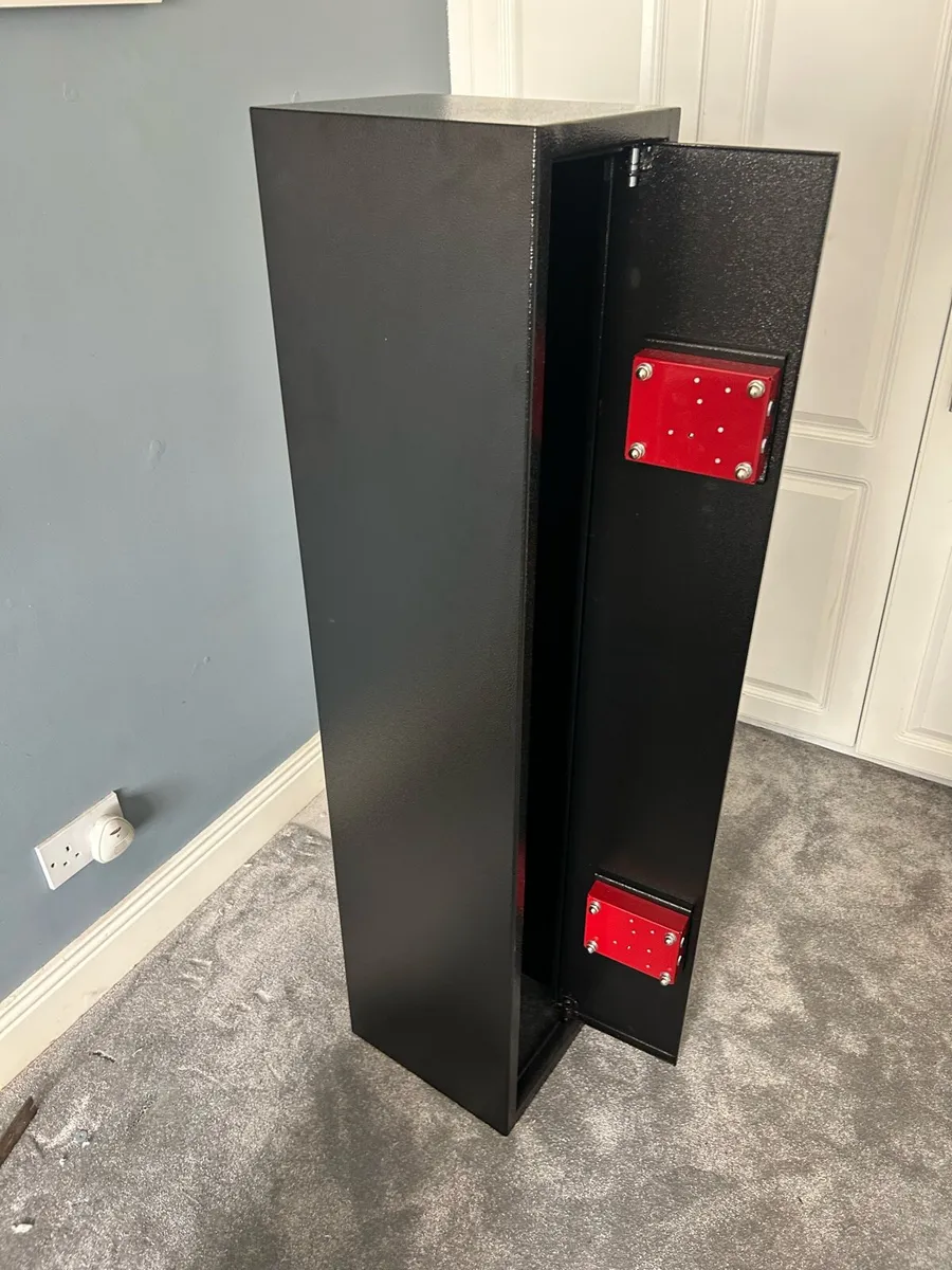 4 gun safe (never used) - Image 3