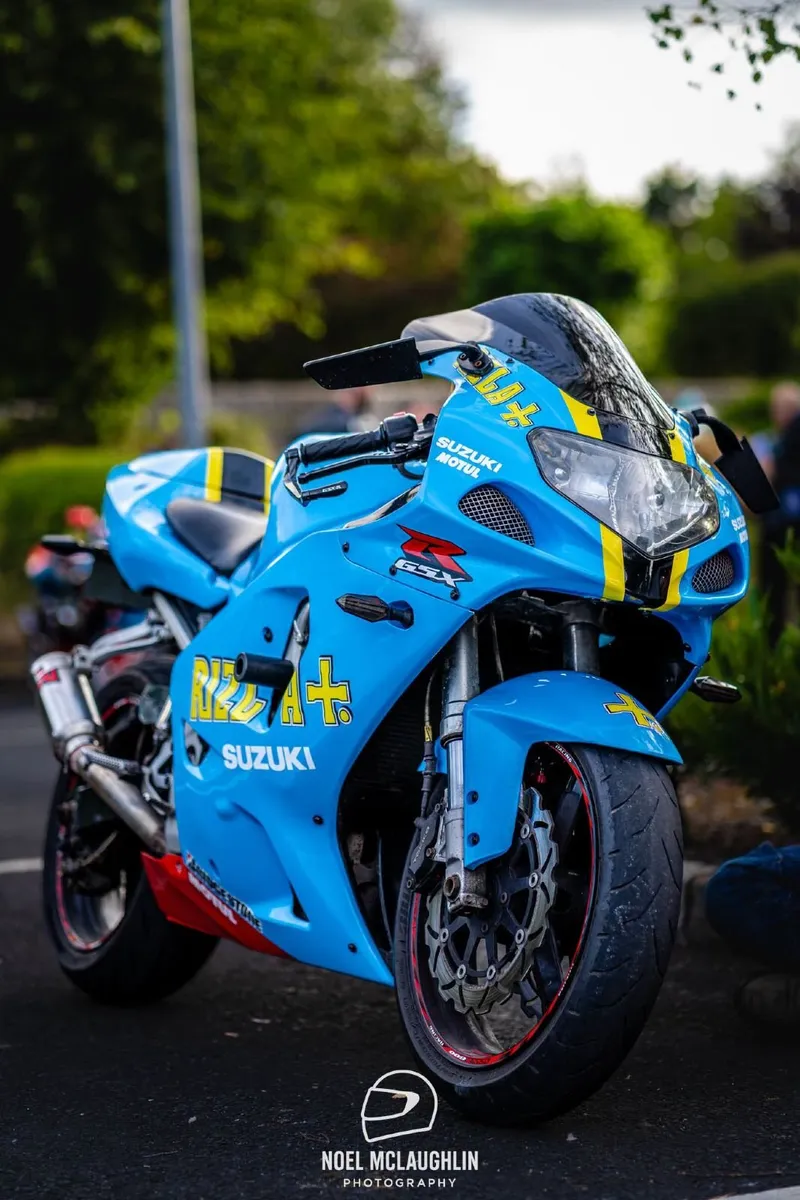 Suzuki GSX-R 600 GSXR (K1) – Iconic Rizla Edition - Image 1