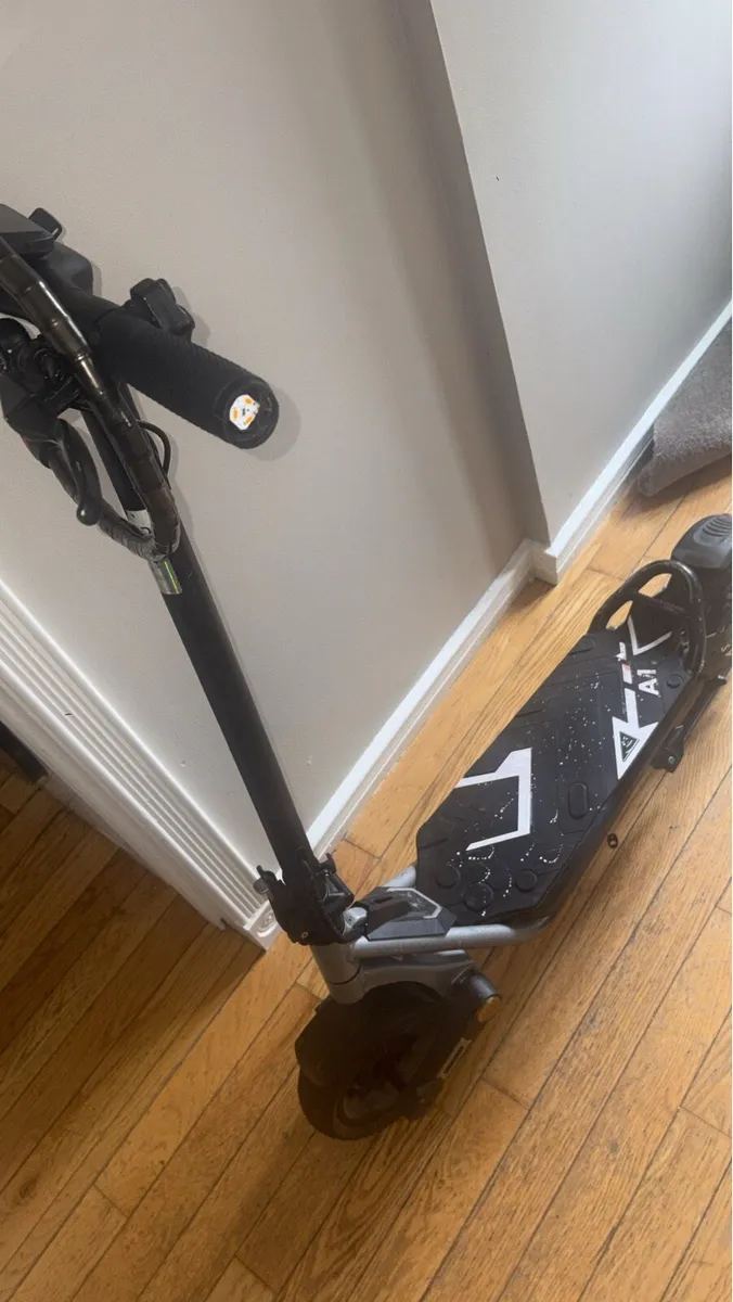KuKirin (Kugoo) A1 Electric scooter - Image 2