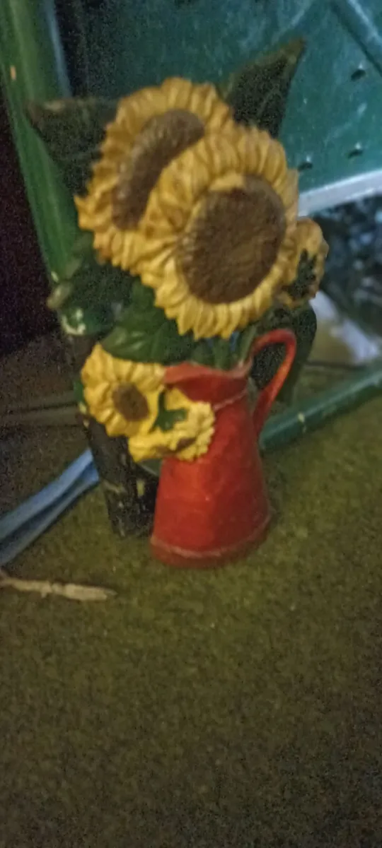 Sunflower and Watering Can Door Stop - Image 2