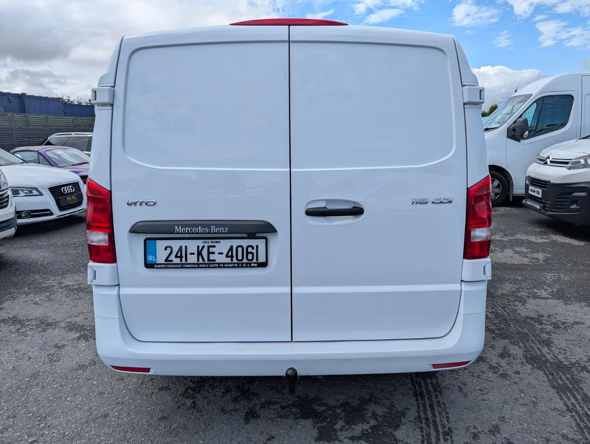 Mercedes-Benz Vito 119 Auto LWB - Image 4
