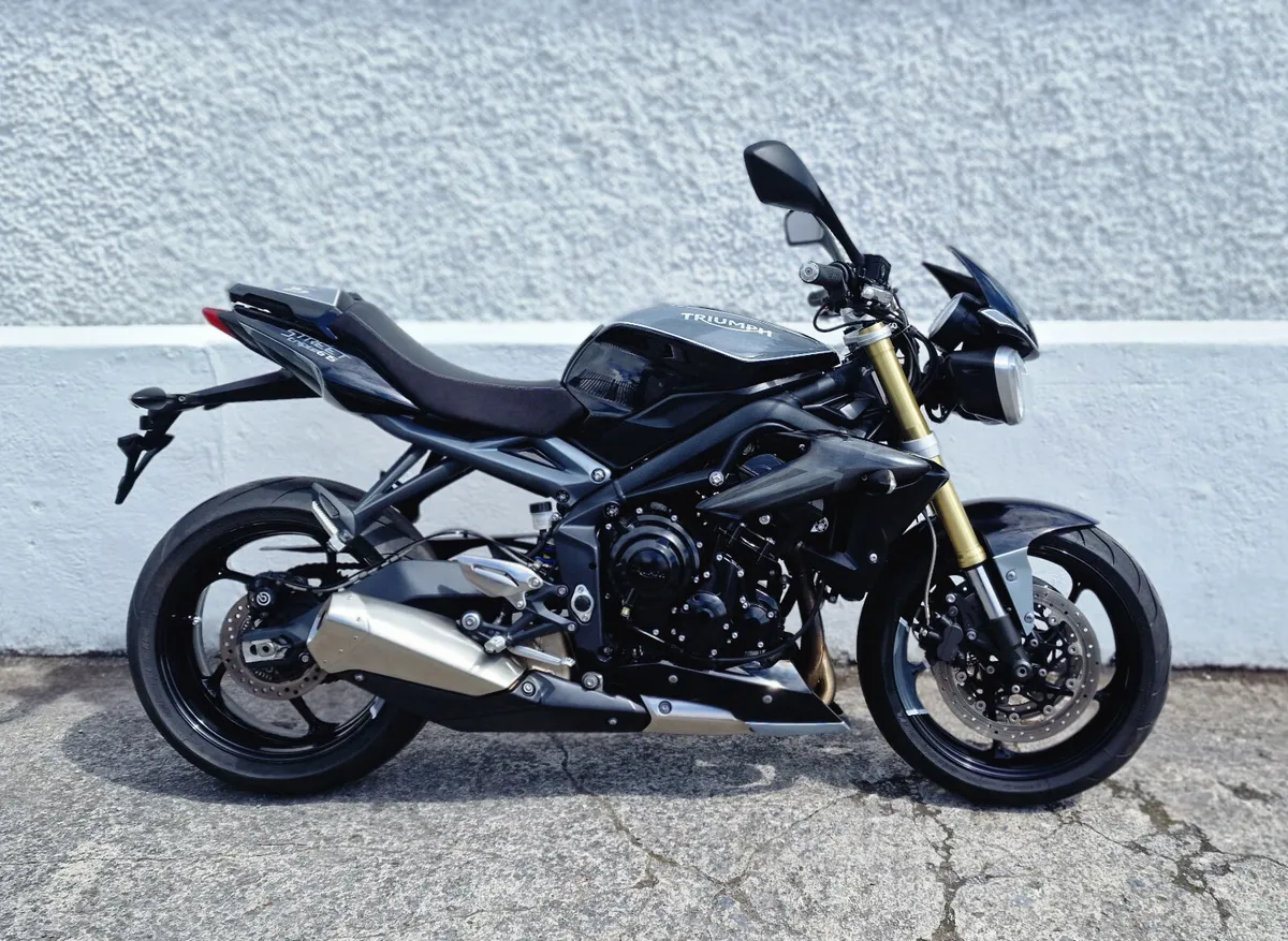 Street Triple Anniversary *Mint* x3 @ Doyles - Image 1