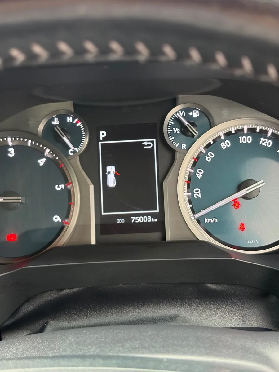 Toyota Land Cruiser 2022 LWB Commercial - Image 2