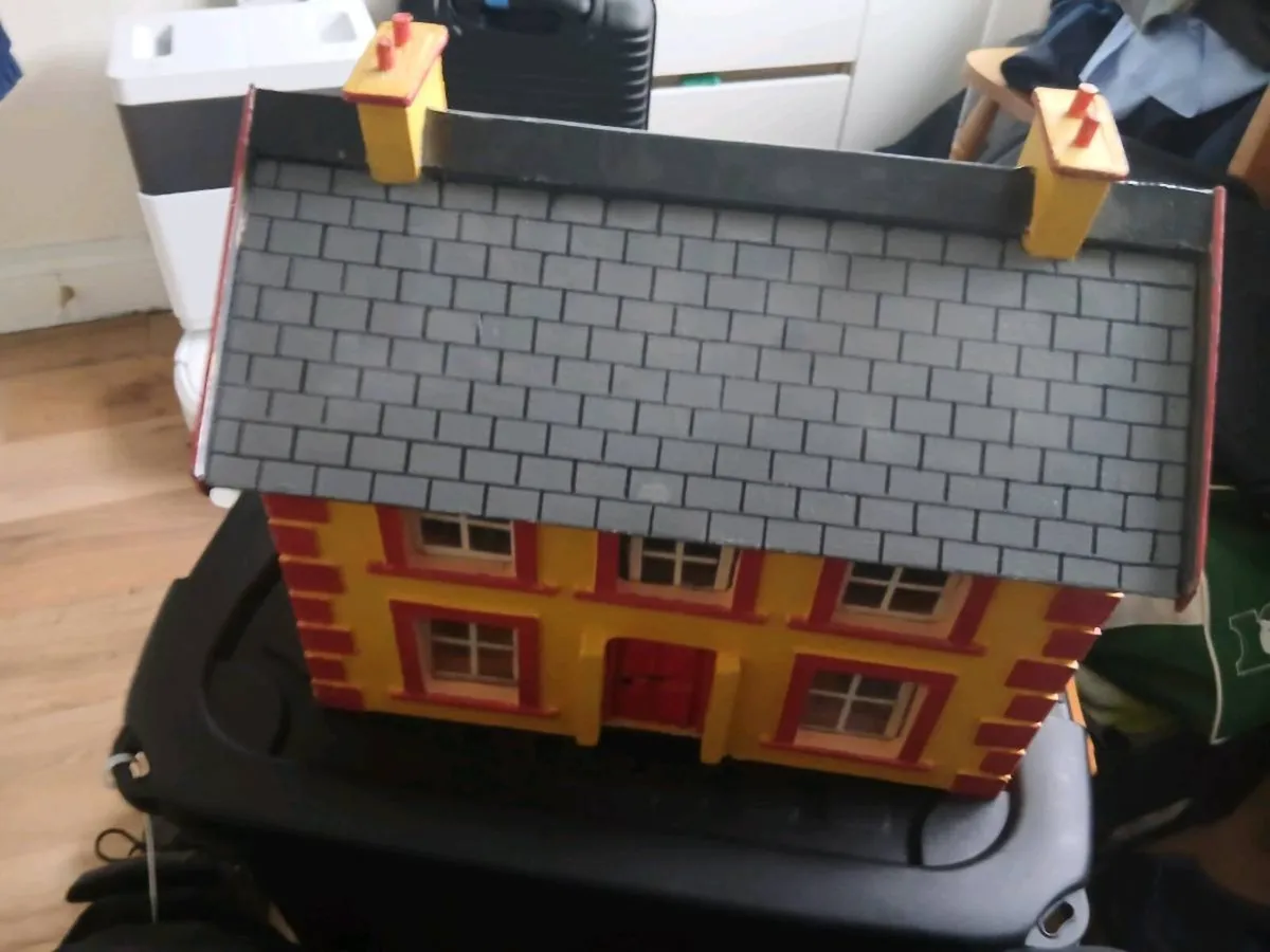 Model house. - Image 1
