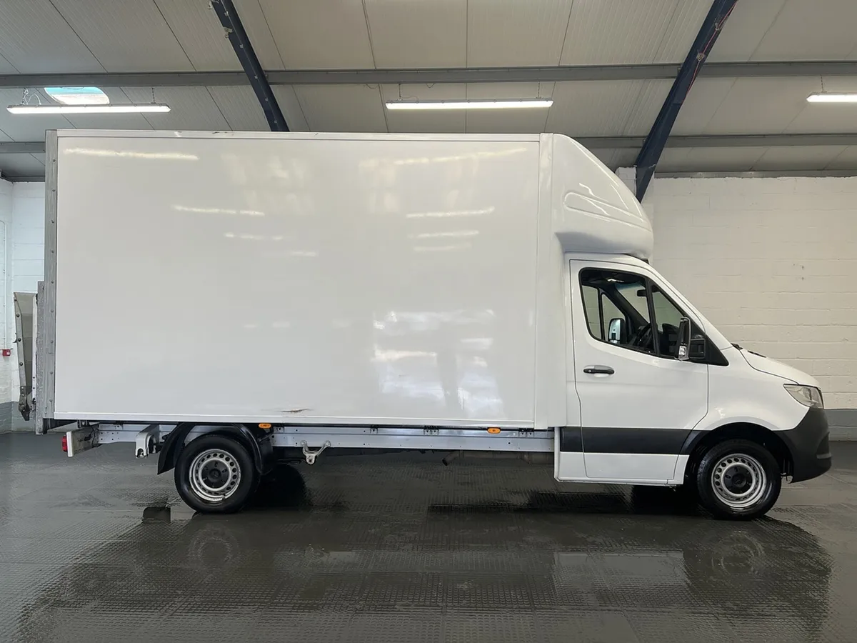 2018 Mercedes-Benz Sprinter Luton Box Van - Image 1