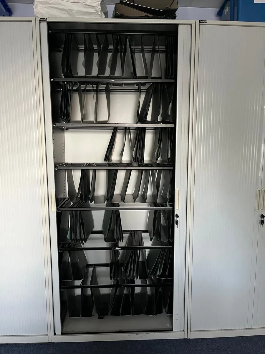 Office furniture - Image 3
