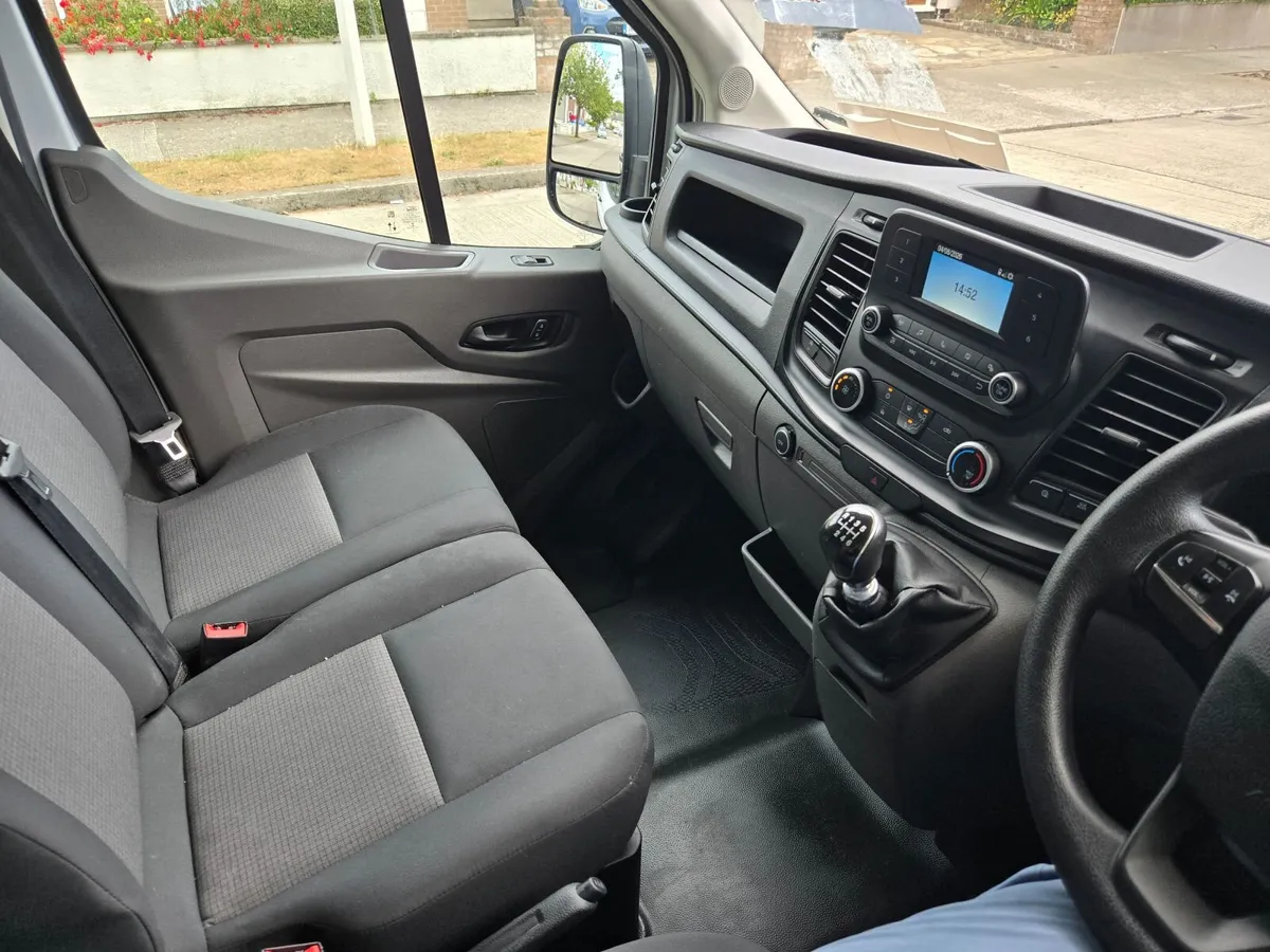 Ford Transit 2021 - Image 3