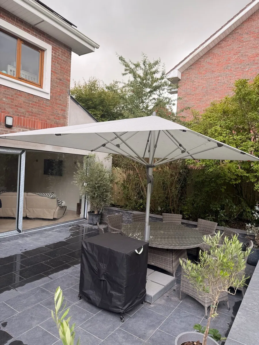 Parasol - Image 2