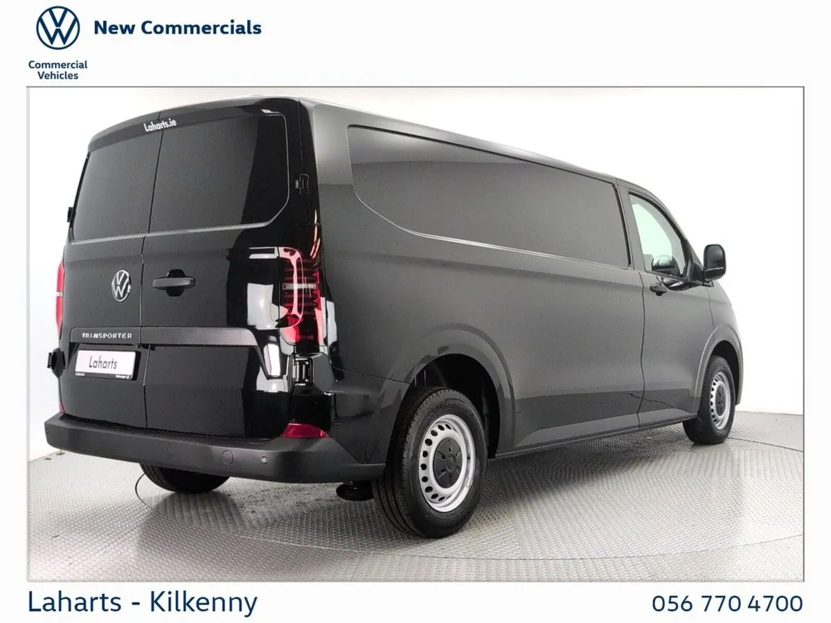 Volkswagen Transporter 28 VAN LWB TRENDLINE 110HP - Image 4