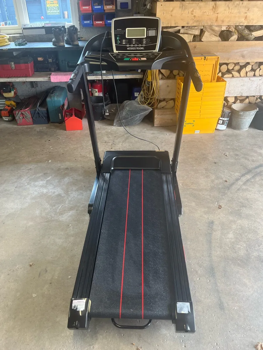 Motorized Treadmill - Image 1