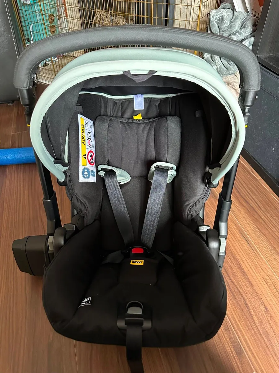 Doona X car seat - Image 4