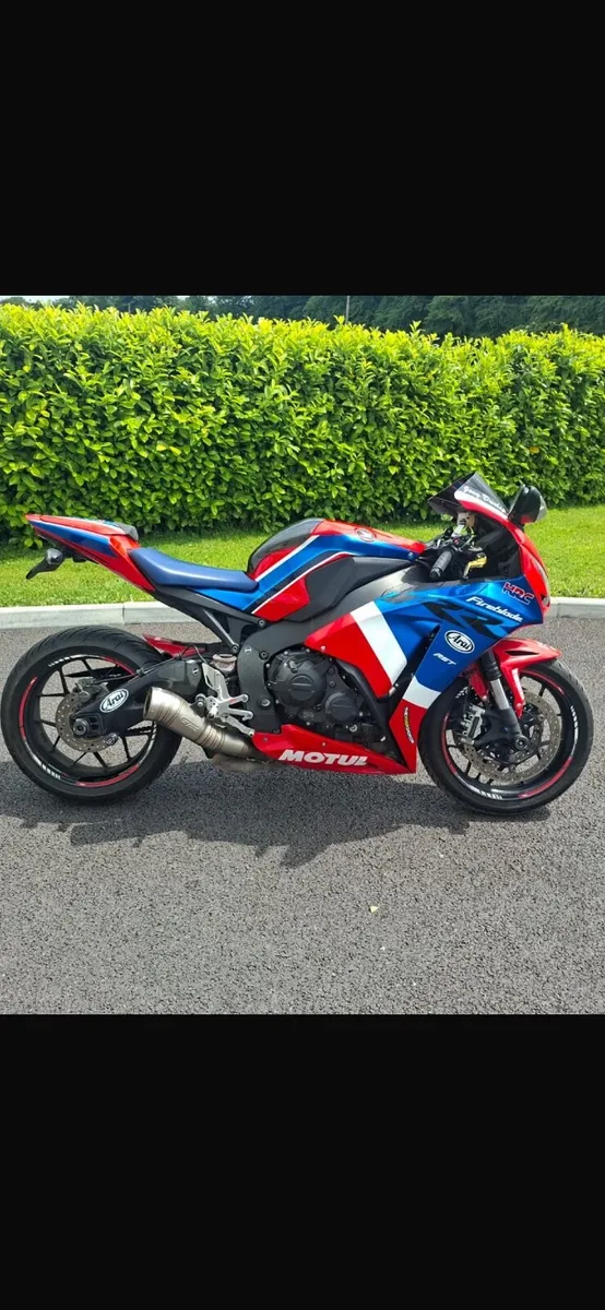 Honda Fireblade - Image 1