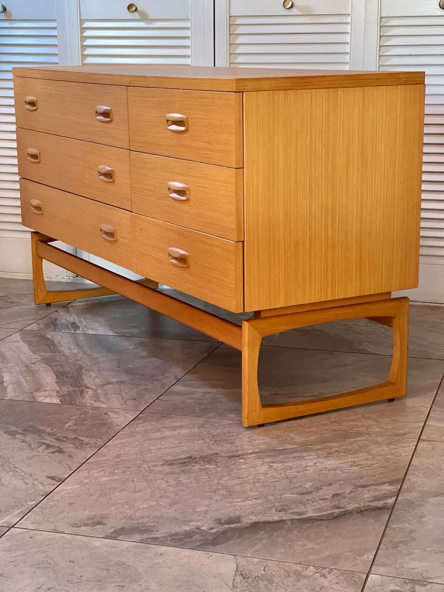 Mid century G plan floating sideboard / drawerbank - Image 1