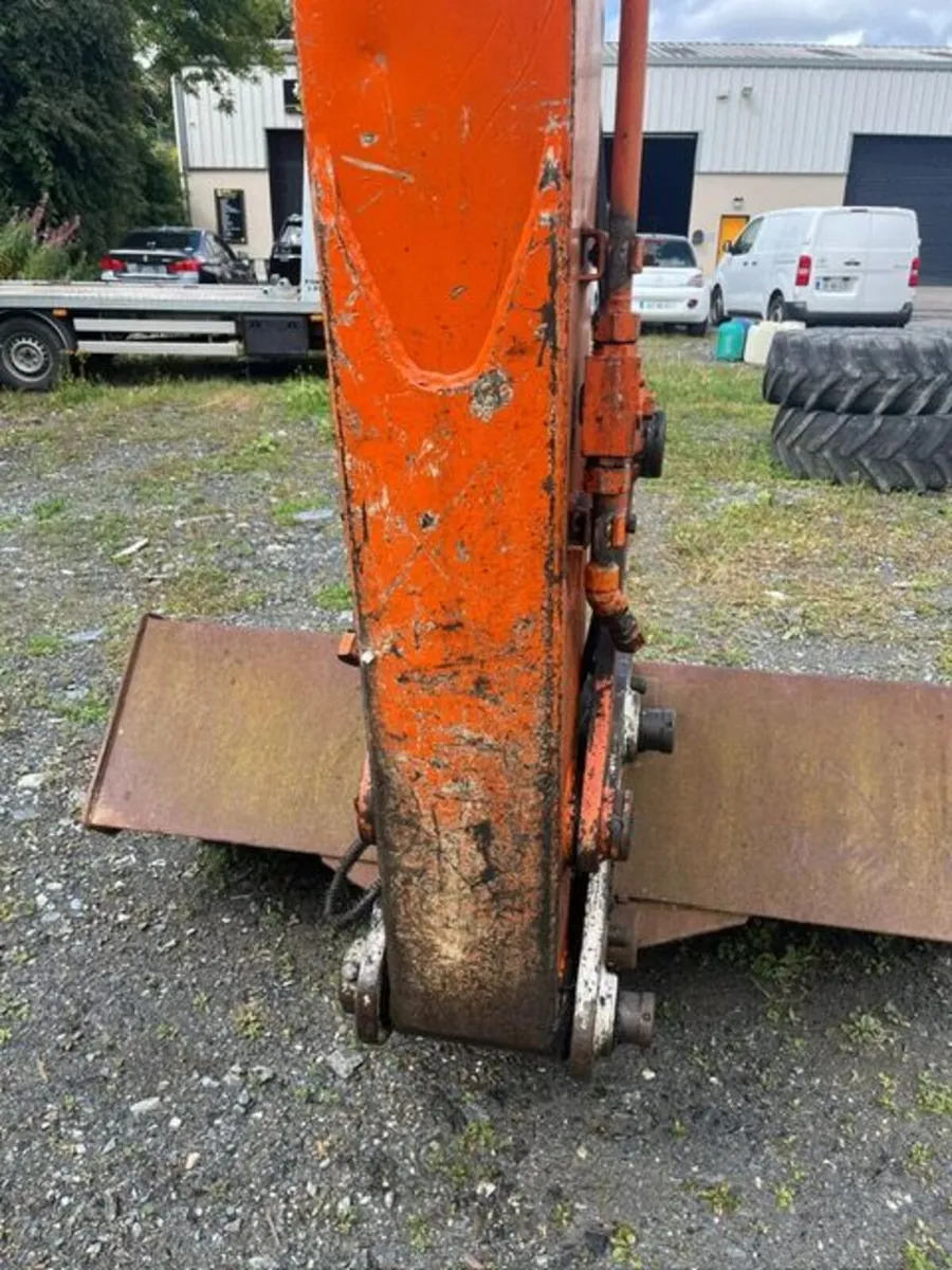 Hitachi EX130K-5  Year- 2000-120-5 Demolition-€21k - Image 4