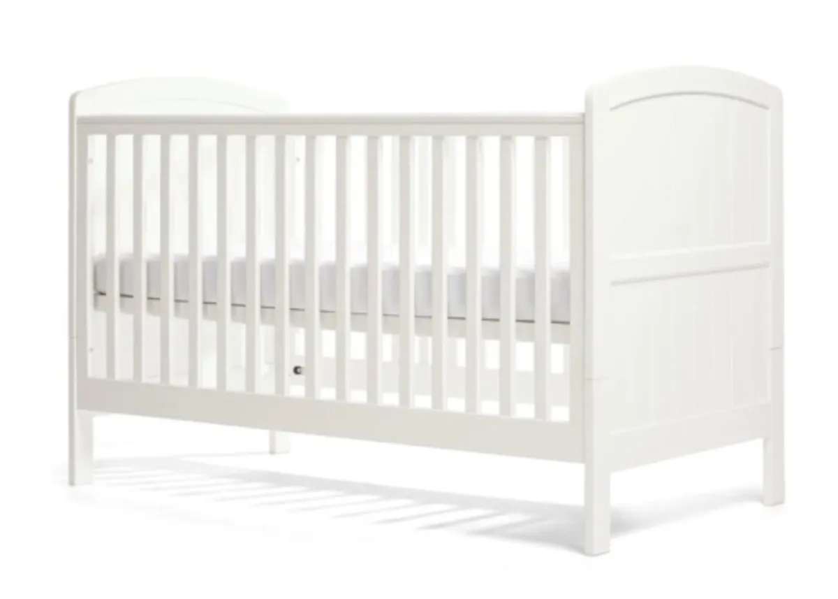 Mamas and Papas Cot bed - Image 2