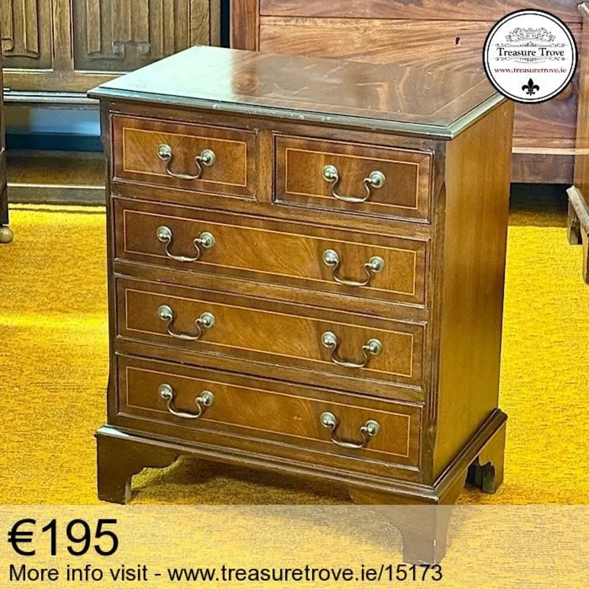 Small Vintage Chest of Drawers - Image 1