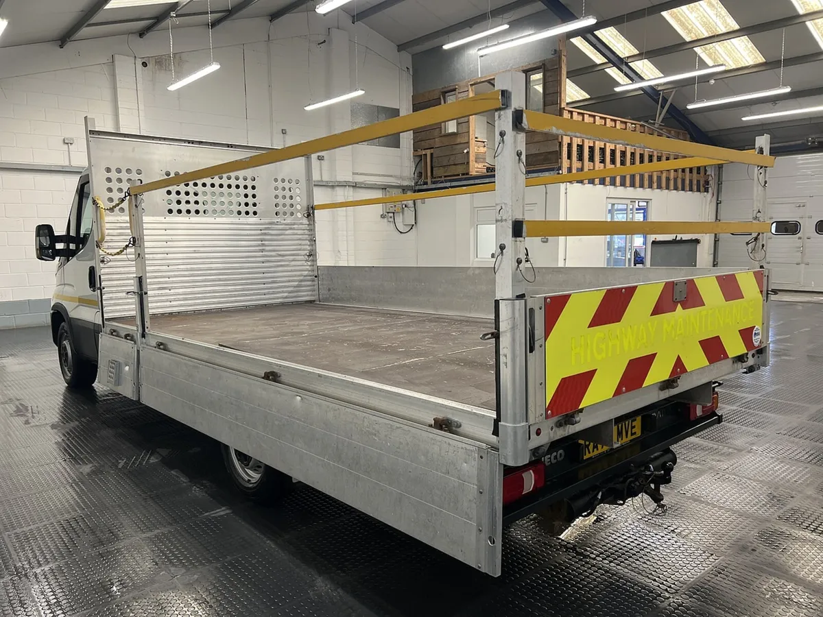 2023 Iveco Daily Dropside Van - Image 3