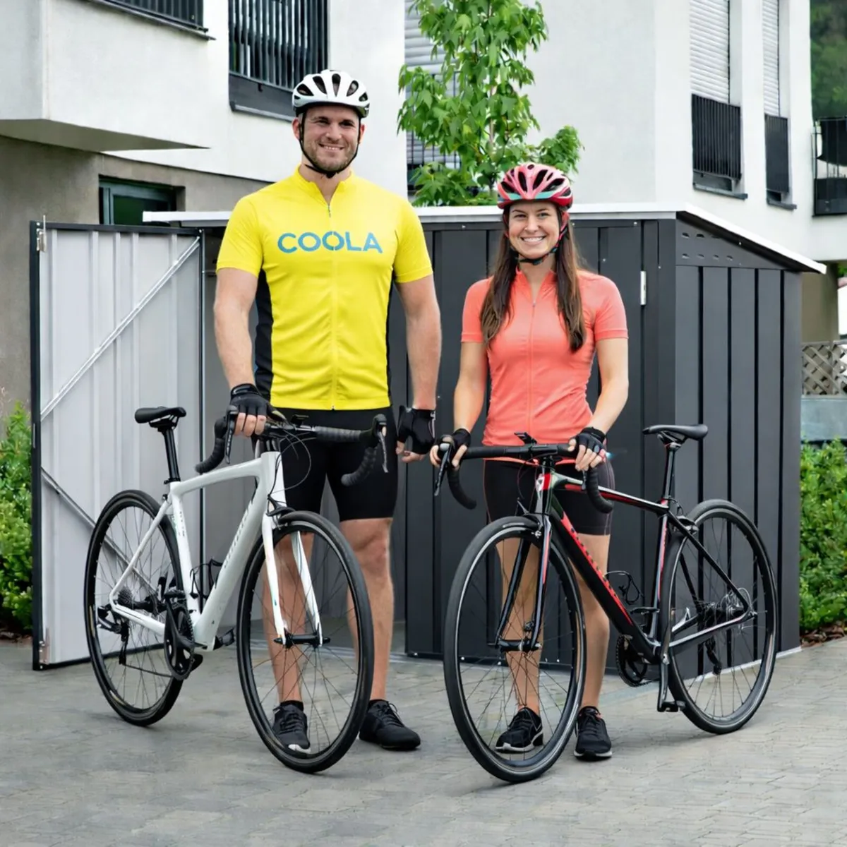 2🚴‍♂ 🔒 6×3 Steel Bicycle Store – Secure Storage - Image 1