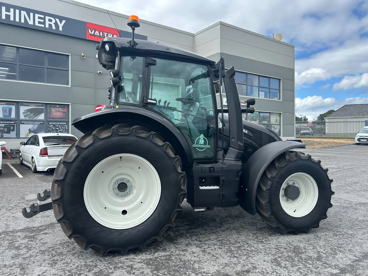 Valtra G135 Active - Image 4