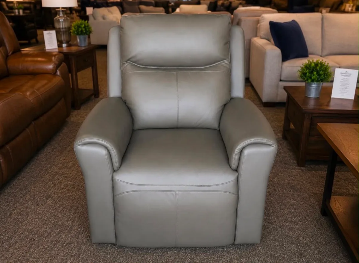 Luxury electric reclining chair - Image 1