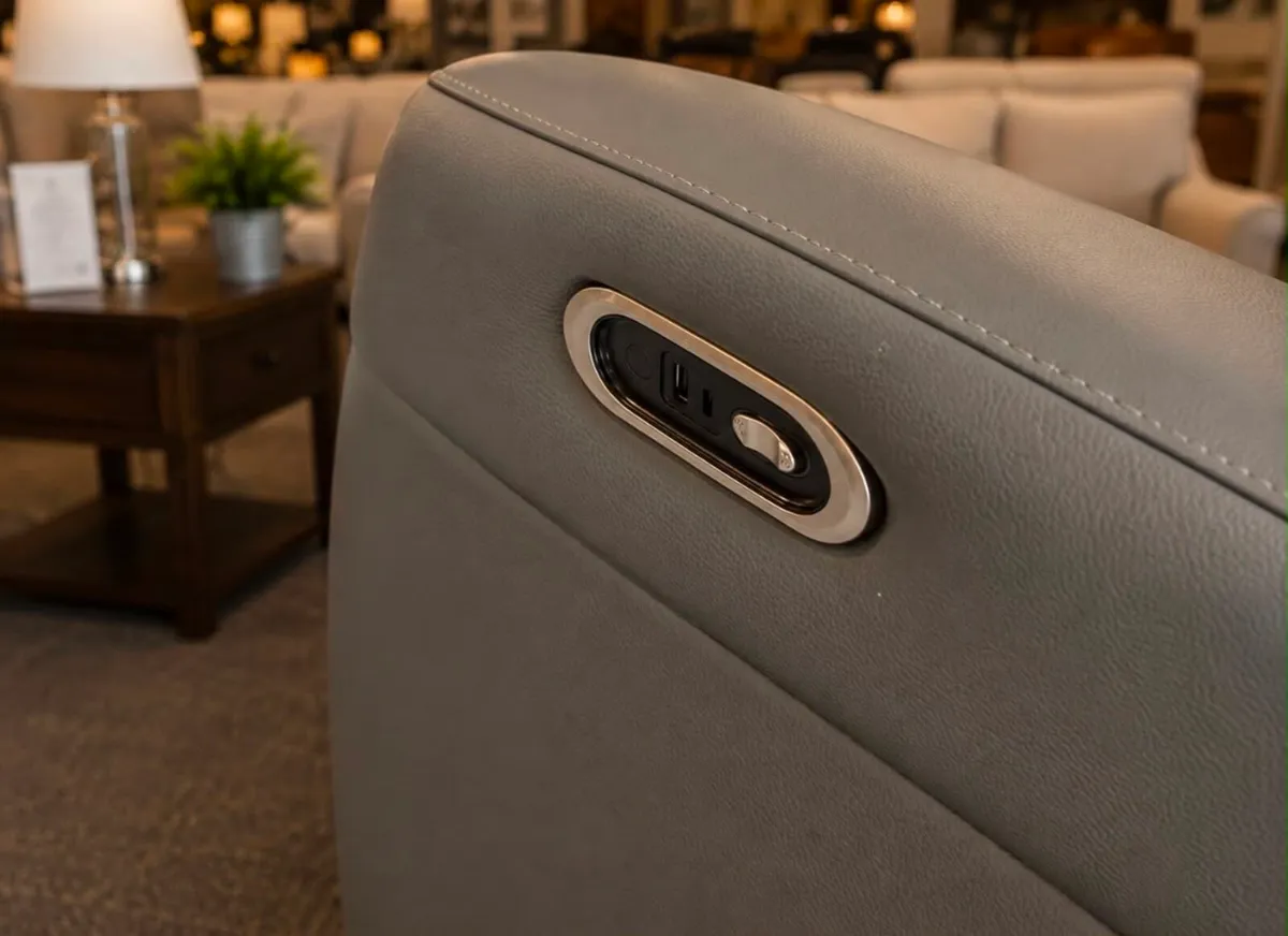 Luxury electric reclining chair - Image 2