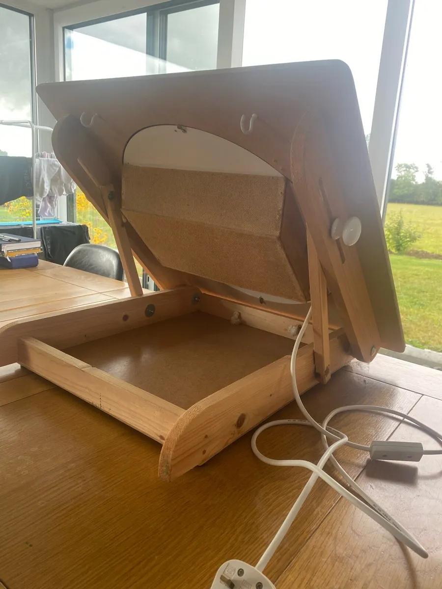 Portable Animation Desk - Image 3