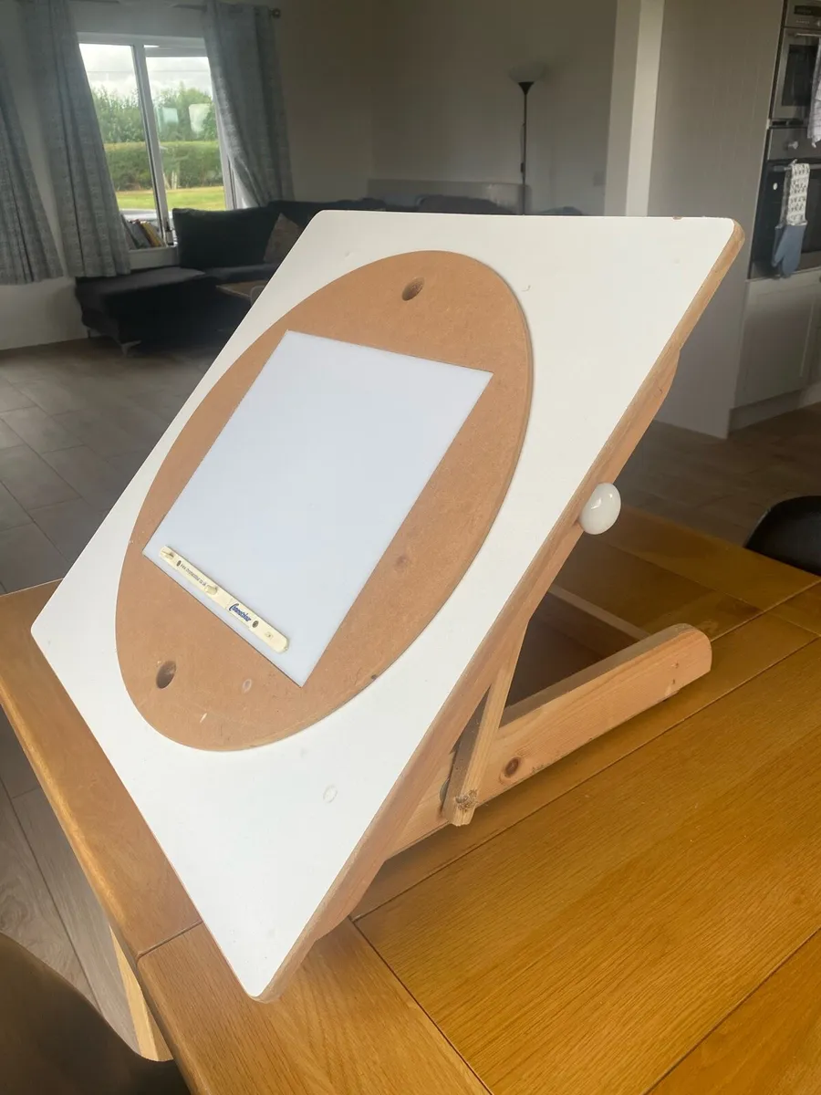 Portable Animation Desk - Image 1