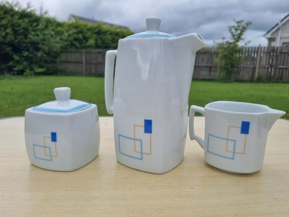 Victoria Pop Della Casa Porcelain Coffee Set Pot M - Image 2