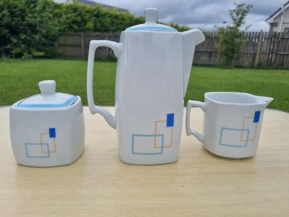 Victoria Pop Della Casa Porcelain Coffee Set Pot M - Image 1