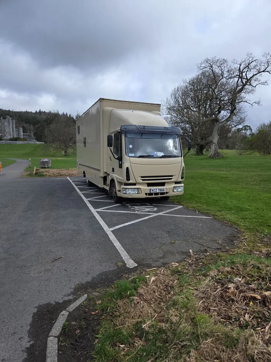 Camper - Image 4