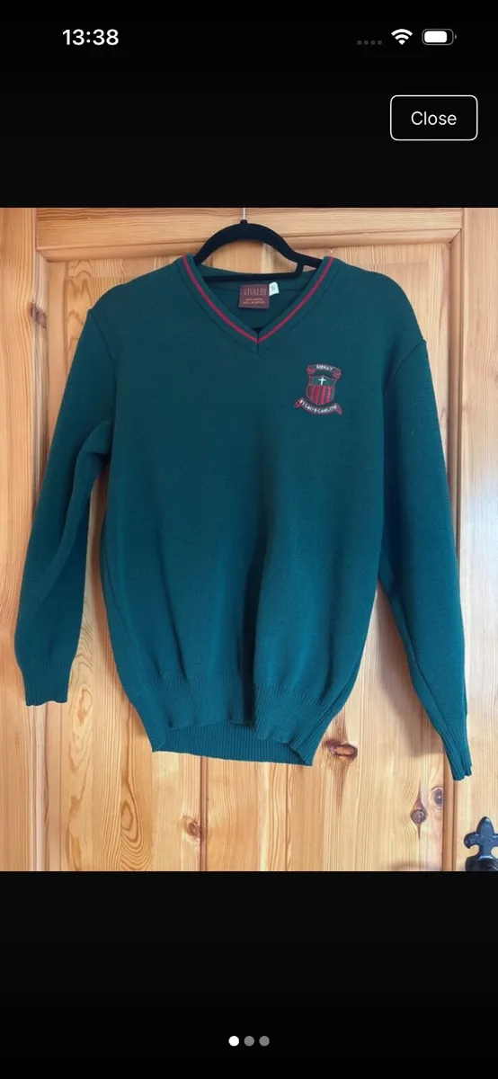 School uniform - Image 1